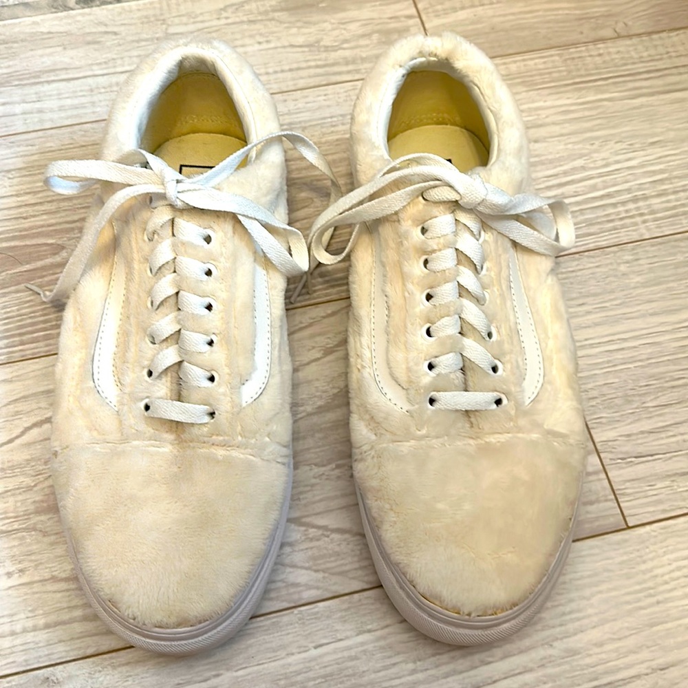 Vans size 10.5 faux fur sneakers